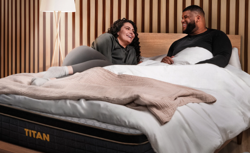 ब्रुकलिन बिस्तर टाइटन एलीट 